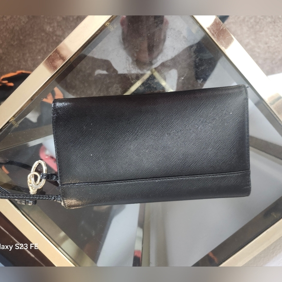 Like New Black Tory Burch Wallet - Picture 6 of 13